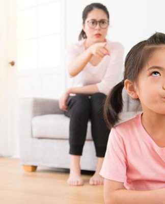 6 thói quen xấu của trẻ cần uốn nắn trước khi trẻ lên 6 tuổi