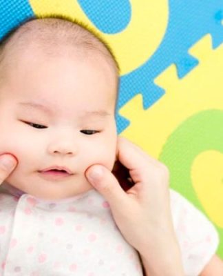 4 điều không nên làm với trẻ sơ sinh trong 7 ngày đầu tiên